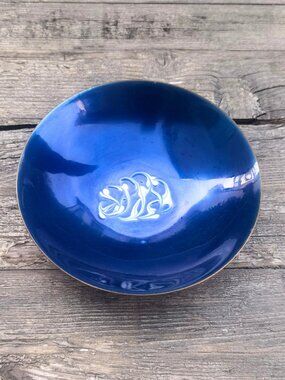 Vintage Leon Statham 1960’s Cobalt Blue White Swirl Bowl Enamel on Copper MCM